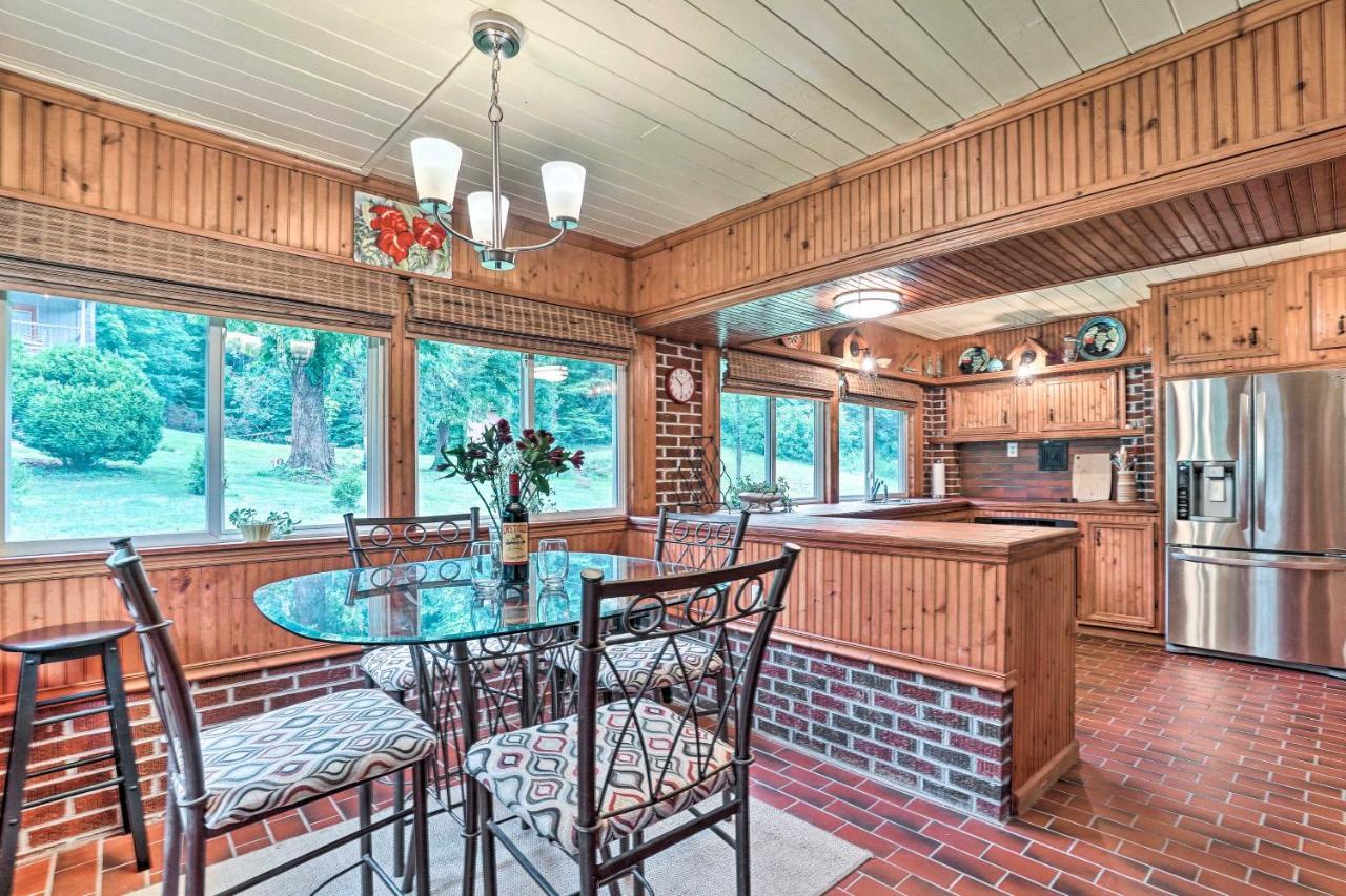 Serene Misty Vale Home With Game Room, Grill! Clayton Esterno foto